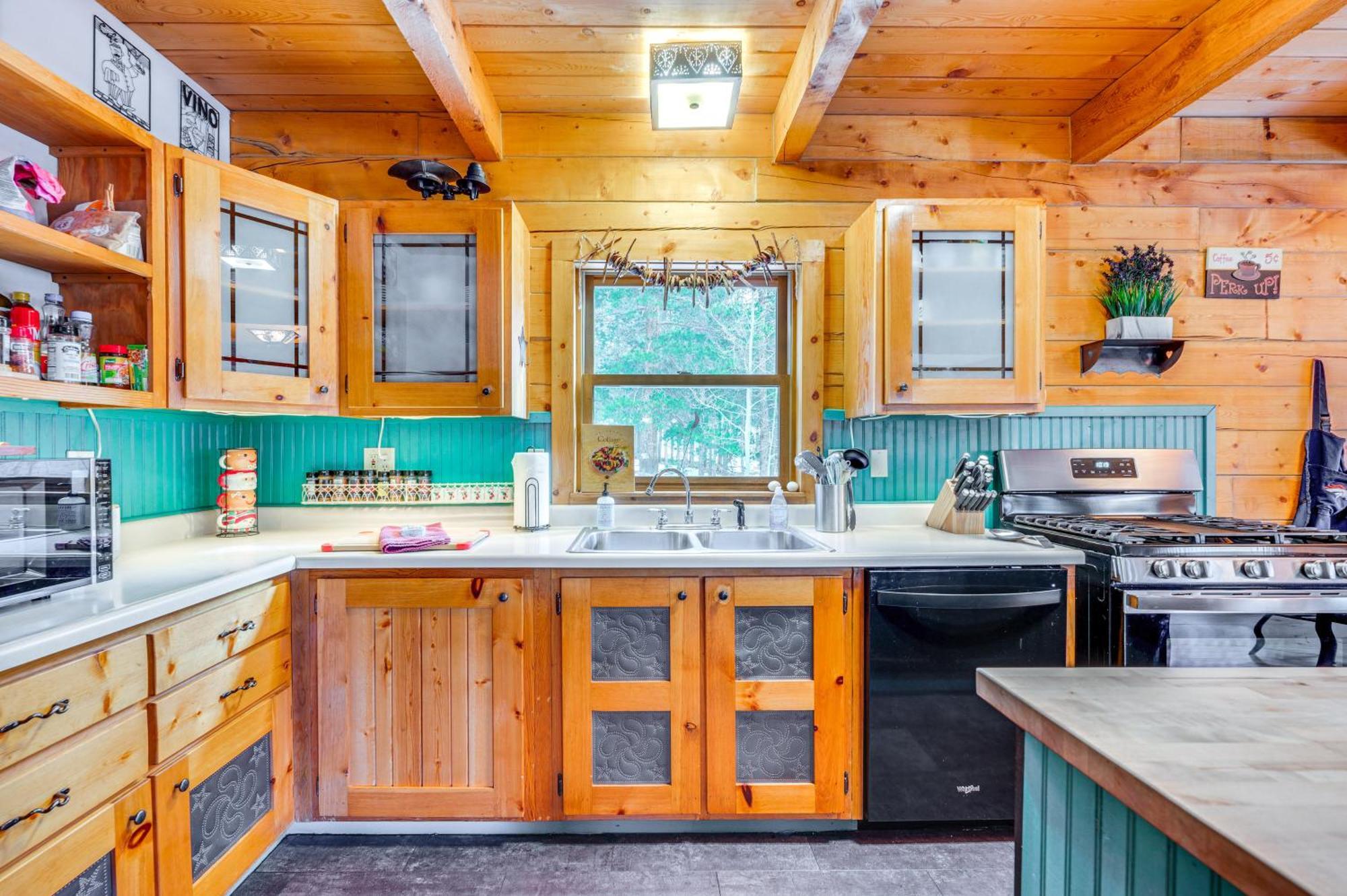 Secluded Black Hawk Log Cabin With Fire Pit! Eksteriør billede