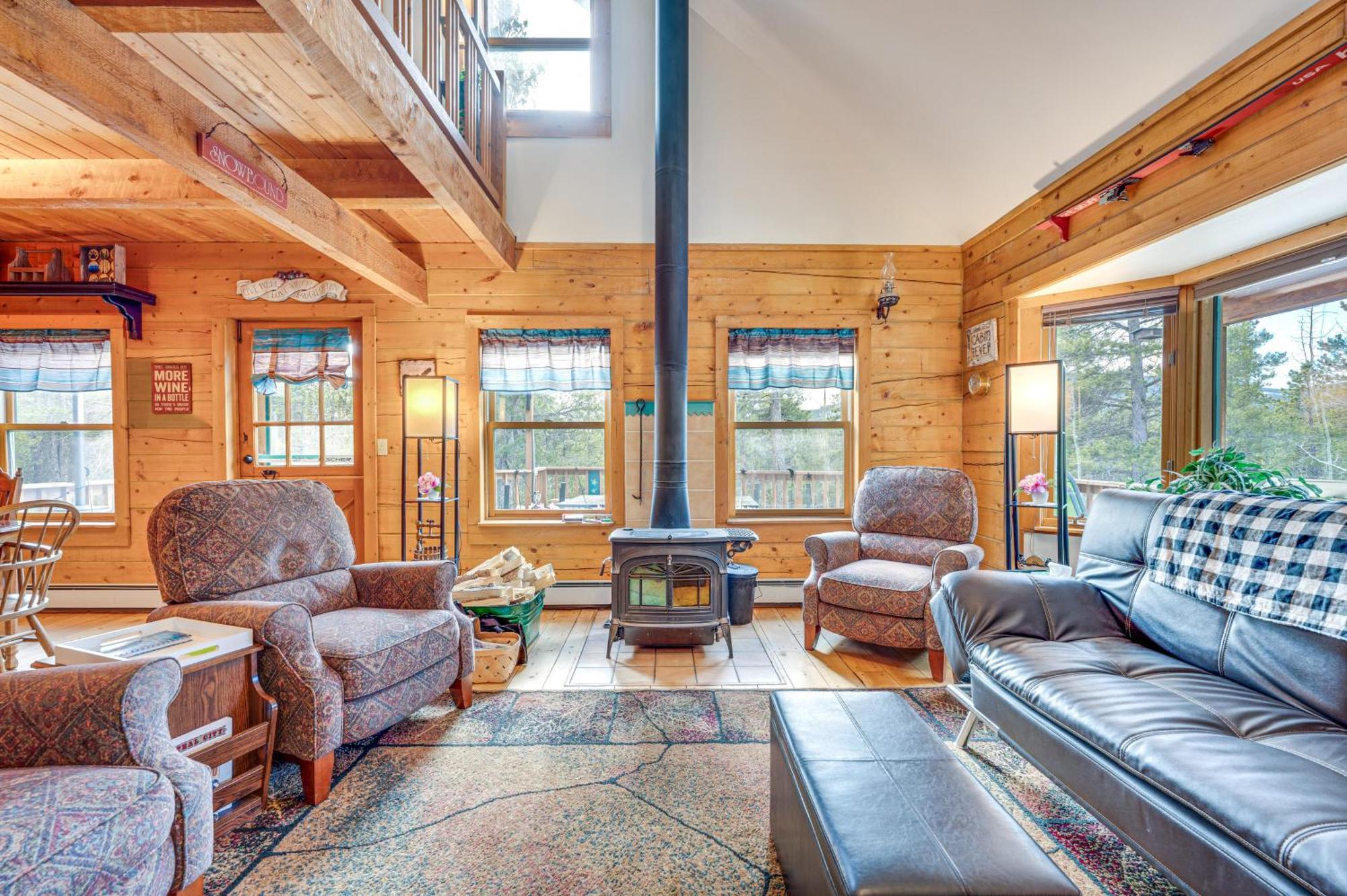 Secluded Black Hawk Log Cabin With Fire Pit! Eksteriør billede
